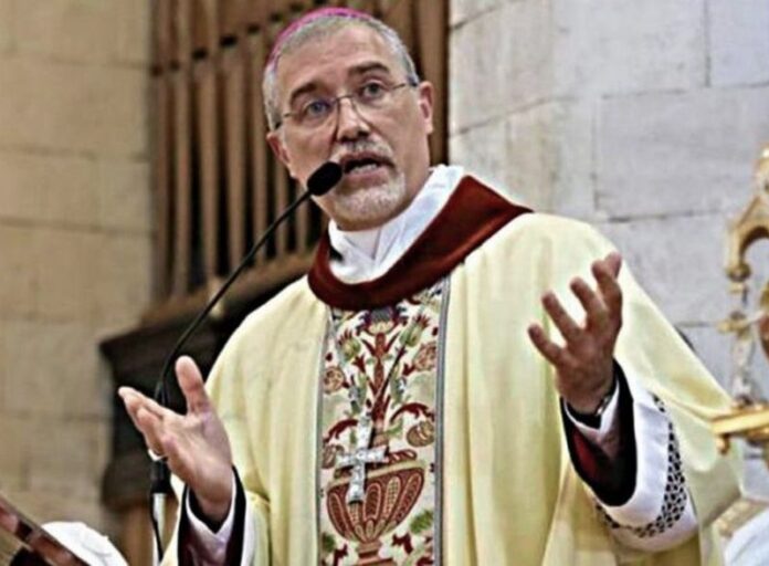 Vescovo Attilio Nostro