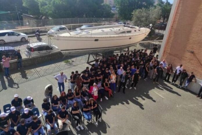 barca migranti nautico catanzaro
