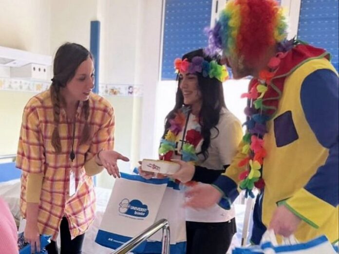 Le ragazze di Miss Mondo Calabria all'ospedale Pediatrico
