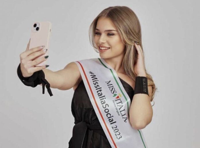 Elisa Novello incoronata Miss Italia social 2023