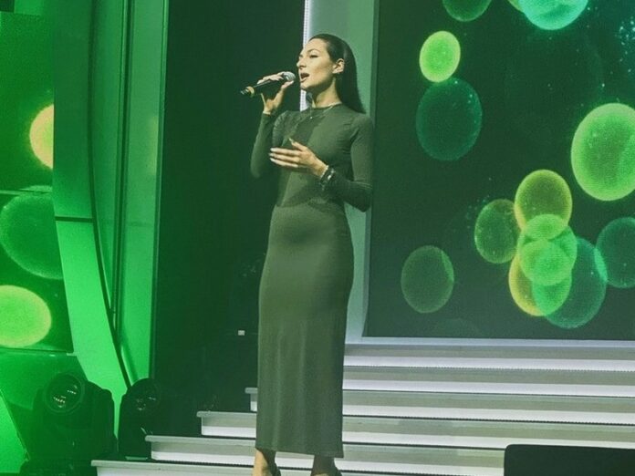 Lucia Rocchetta sul palco del Premio Mia Martini