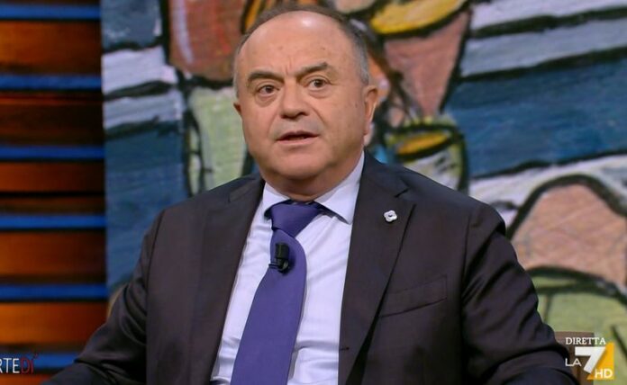 gratteri la7 femminicidi