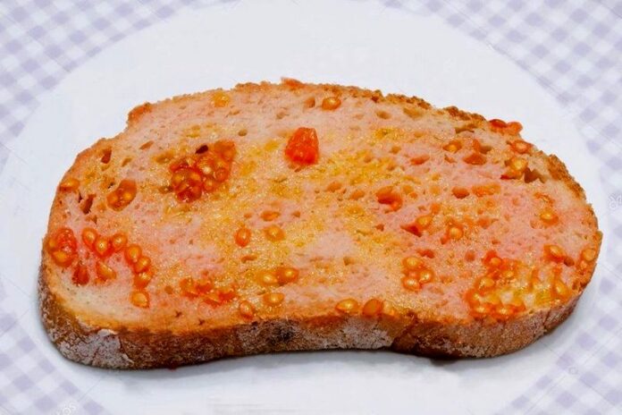 pane pomodoro olio_foto Pagina fb GIOIOSA JONICA (RC)