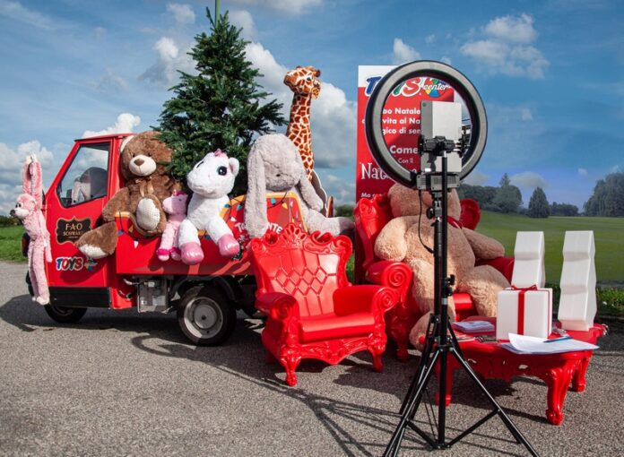 xmas tour Toys Center