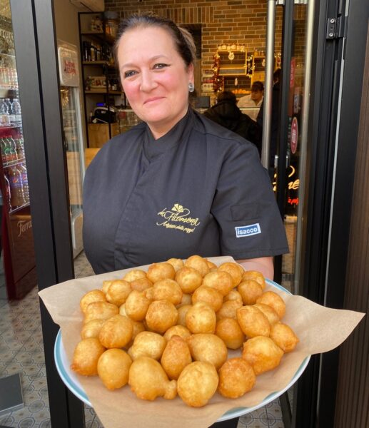 Filomena Palmieri con le vecchiarelle