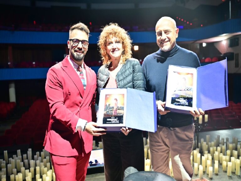 Fiorella Mannoia e Danilo Rea incantano a Rende con “Luce”
