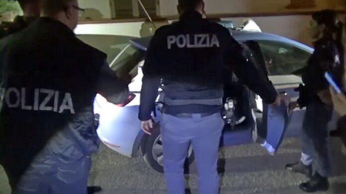arresti palmi violenza minori