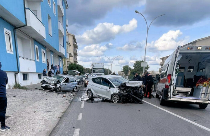 cariati incidente stradale