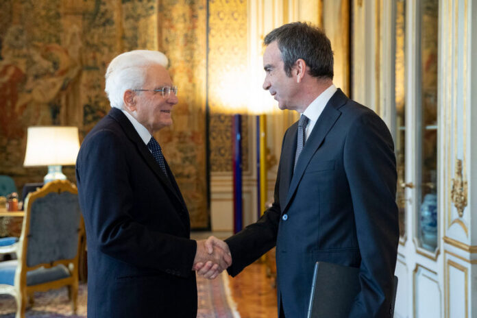 mattarella occhiuto quirinale