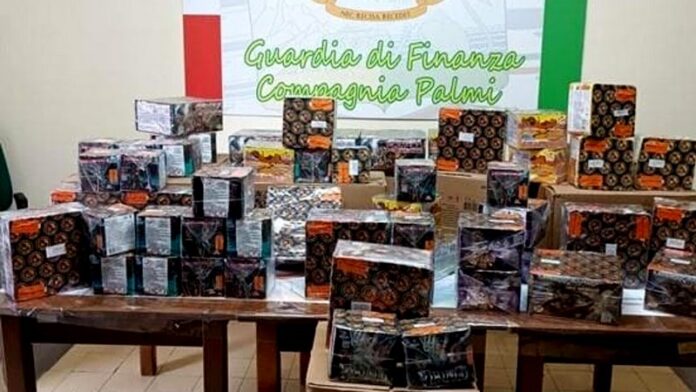 palmi fuochi d'artificio sequestro