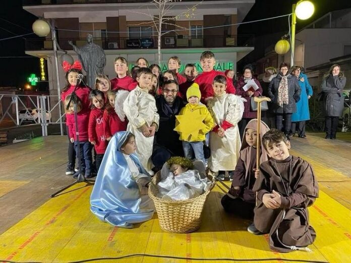 presepe bimbi mirto crosia