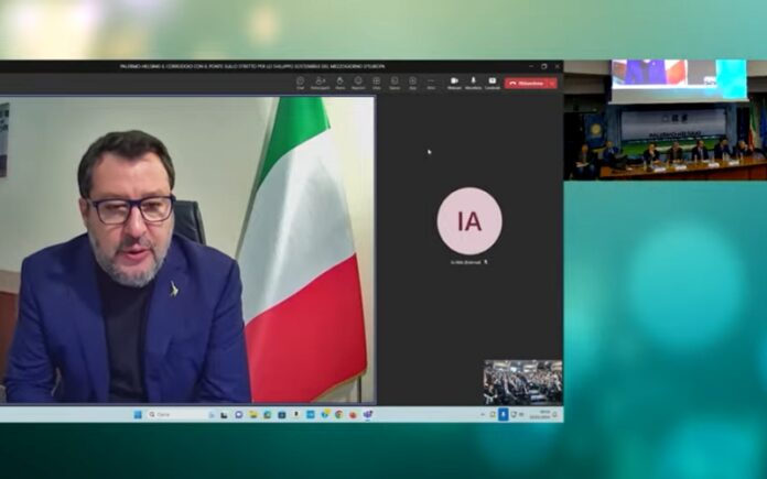 salvini ponte stretto