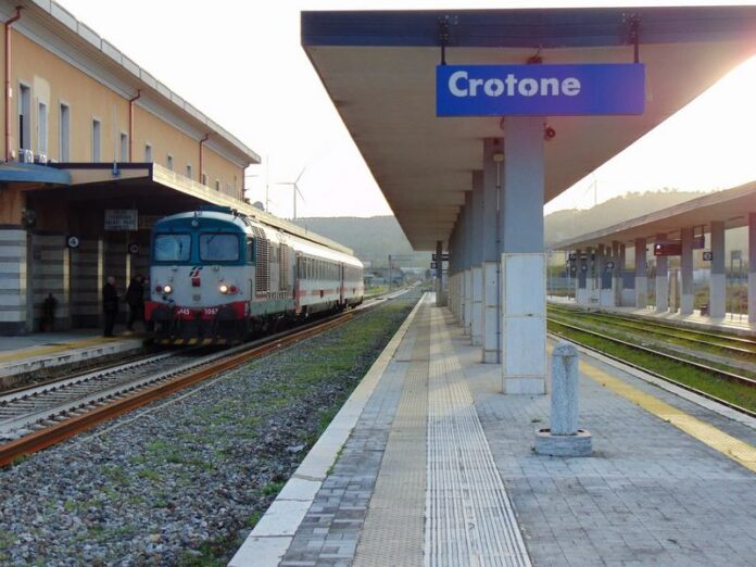 stazione crotone