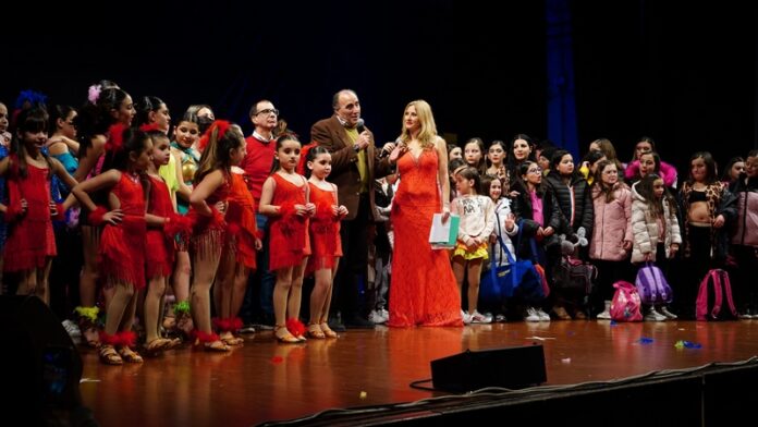 FOTO FINALE SCUOLE DI DANZA