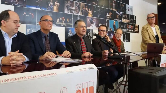 TAU conferenza stampa
