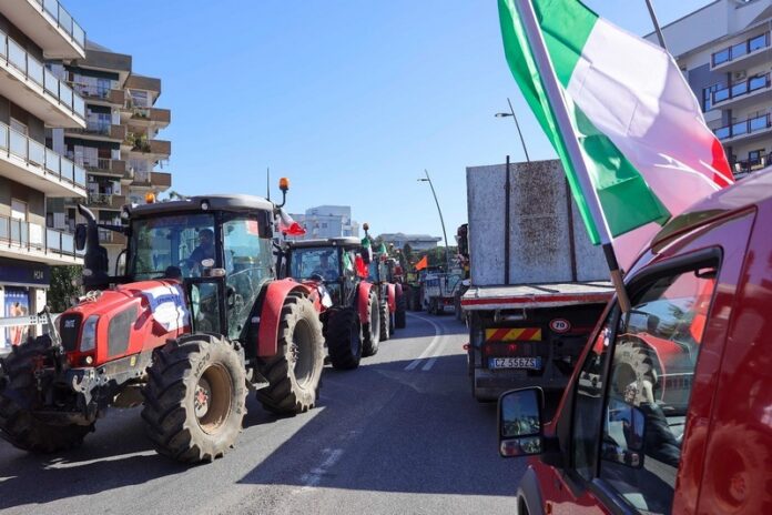 agricoltori protesta