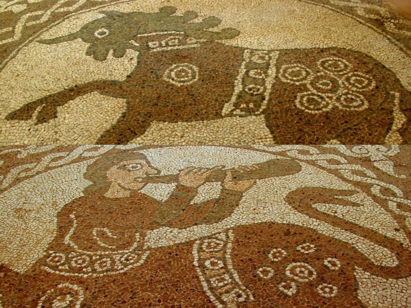 mosaici abbazia santa maria del patire