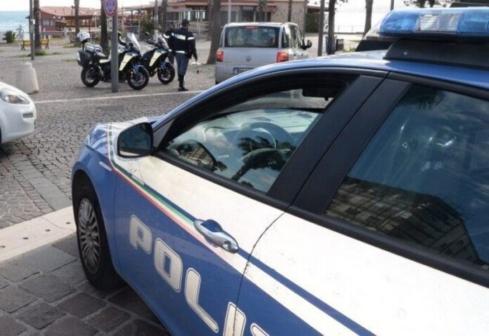 polizia crotone moto