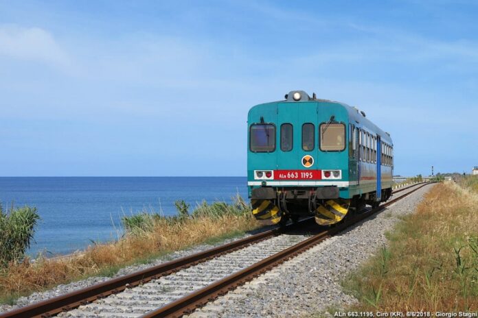 niente treni estate jonio