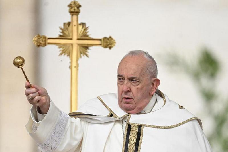 Messa di Pasqua, in 30mila per il Papa a San Pietro - Calabria Diretta News