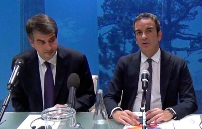 fitto occhiuto