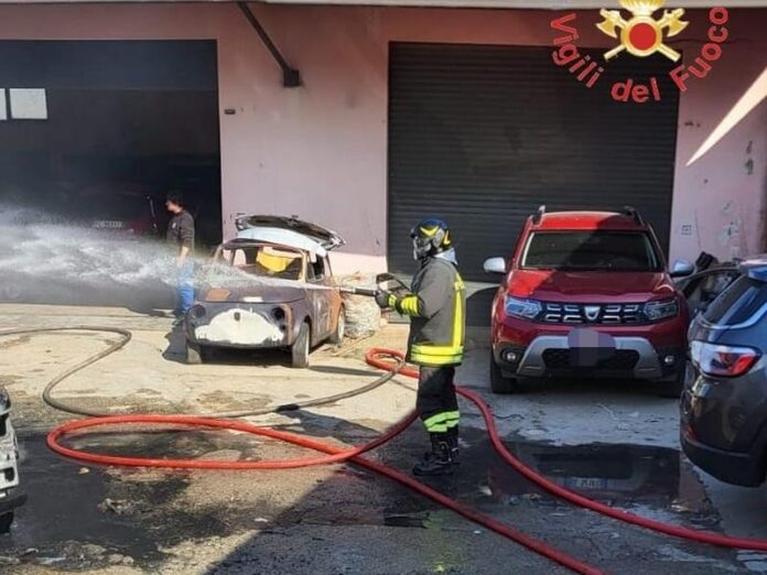 incendio autocarrozzeria catanzaro