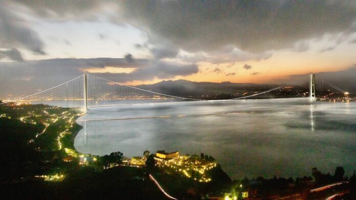 ponte sullo stretto_notte