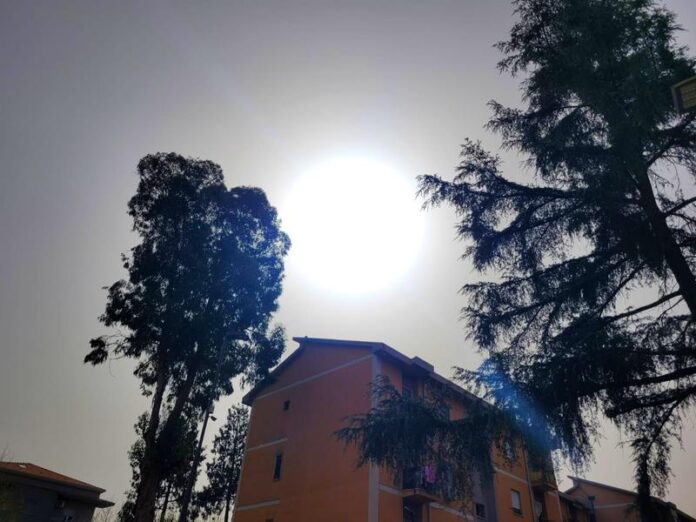 sole cielo sabbia desertica