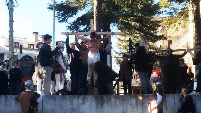 via crucis camigliatello