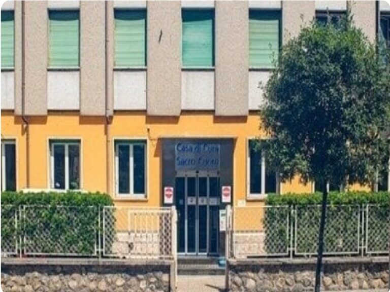 Mammachemamme: “no alla chiusura del Sacro Cuore”