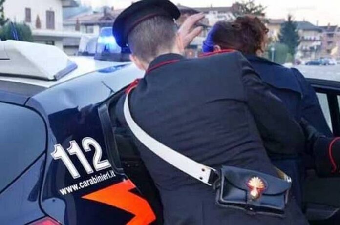 arresto donna carabinieri