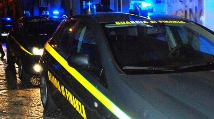 guardia di finanza notte