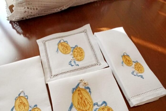 lini altare dono papa francesco