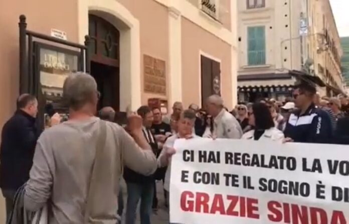 tropea in piazza per il sindaco