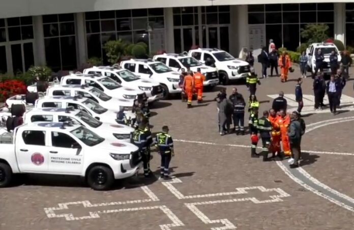mezzi protezione civile calabria