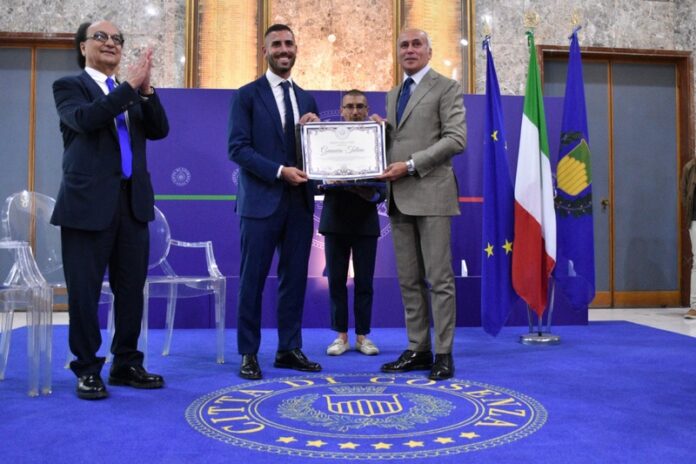 Guarascio Tutino e il Sindaco