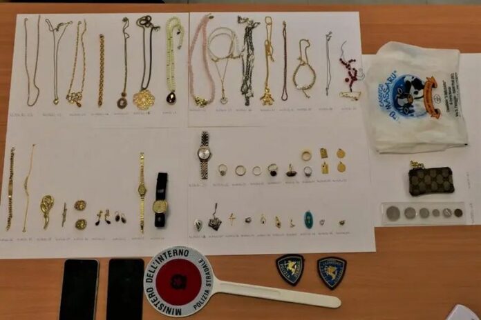 oro recuperato polizia anziana