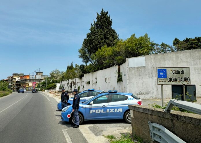 tentata estorsione arresti