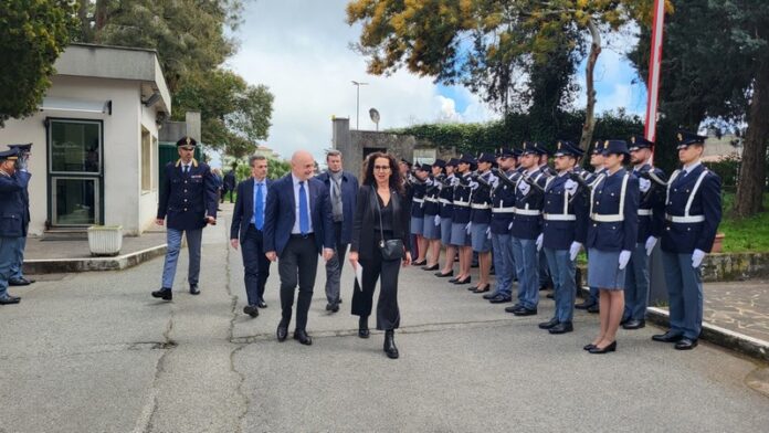 polizia stato vibo3 wanda ferro