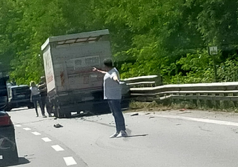 incidente autostrada rogliano