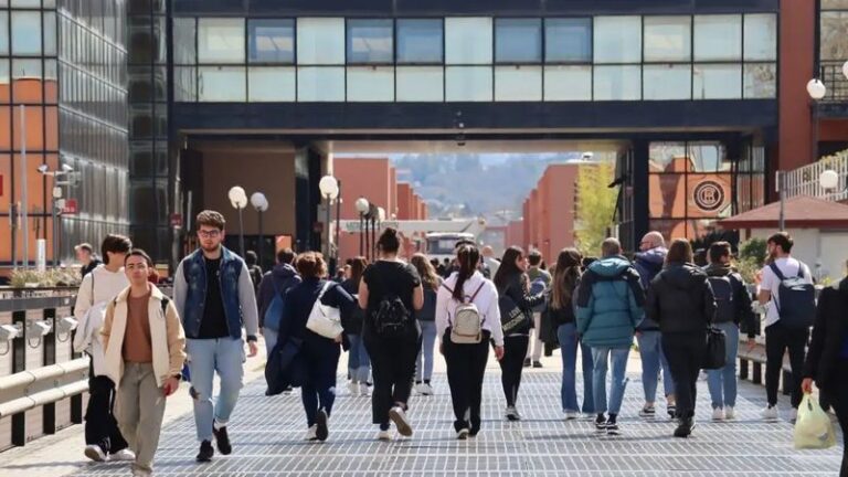 studenti_ponte_unical