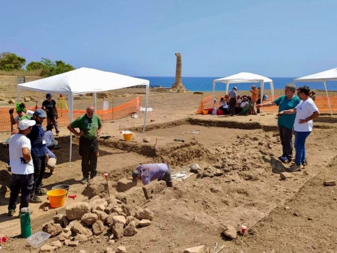 CAPOCOLONNA_scavi archeologici