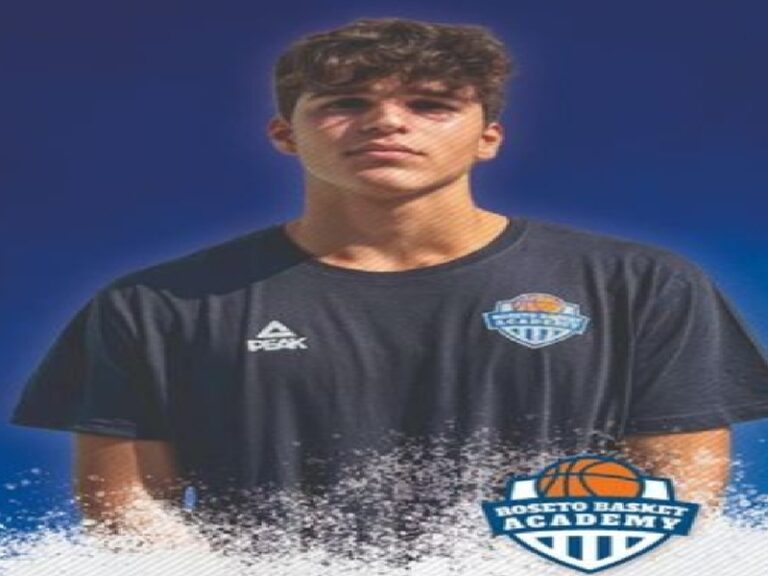 Giulio Carofiglio, un giovane talento del basket. Dalla Calabria al sogno americano negli Usa