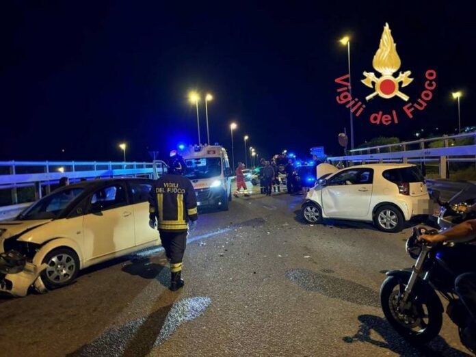 incidente svincolo simeri mare