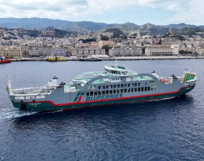 collegamenti traghetto Calabria Sicilia