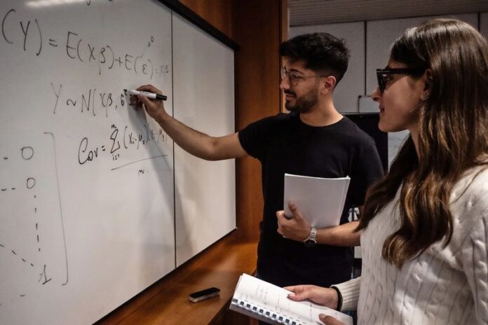 studenti lavagna