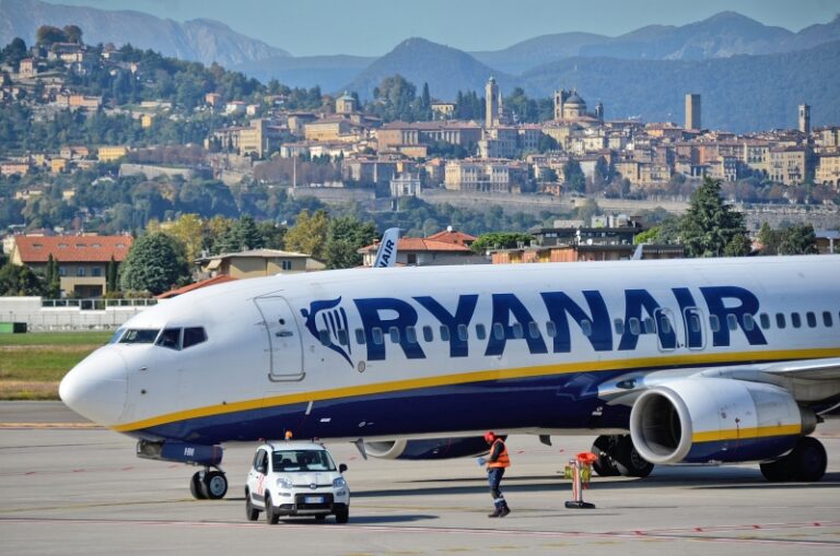 volo in ritardo calabria