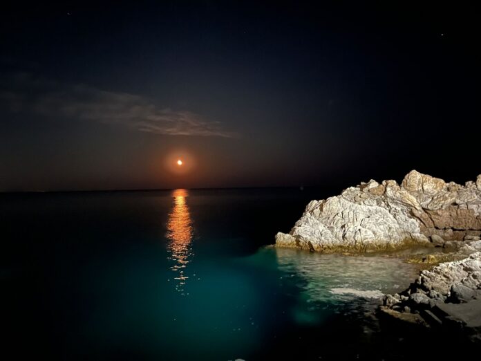 luna-sul-mare-spettacolo-calabria