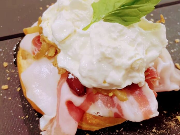 pancetta tesa calabrese, melanzane sott’olio e stracciatella