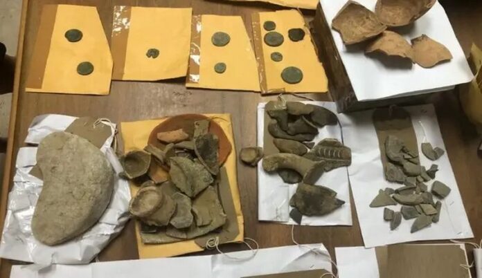 reperti archeologici sequestrati crotone